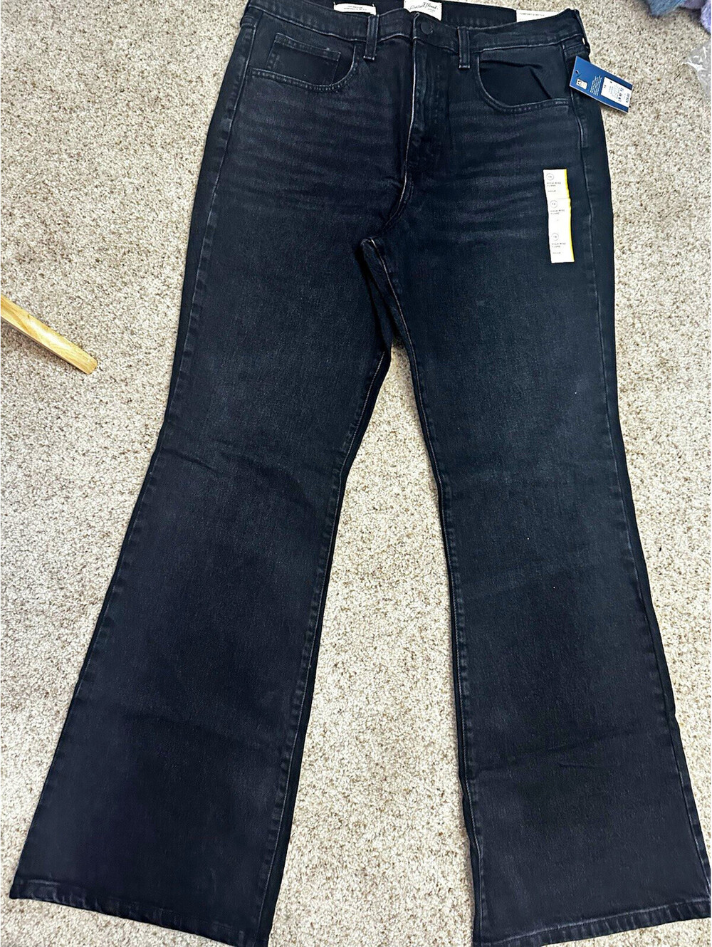 Universal Thread Women’s High-Rise Flare Stretch Black 5-Pocket Jeans 14